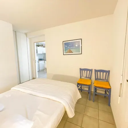 Apartment Spacieux T3 Dans Avec Piscine