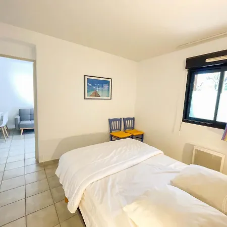 Spacieux T3 Dans Avec Piscine Lägenhet *