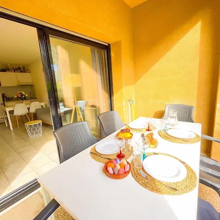 Apartment Spacieux T3 Dans Avec Piscine